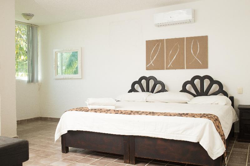 Las Gaviotas Hotel & Suites Канкун Экстерьер фото